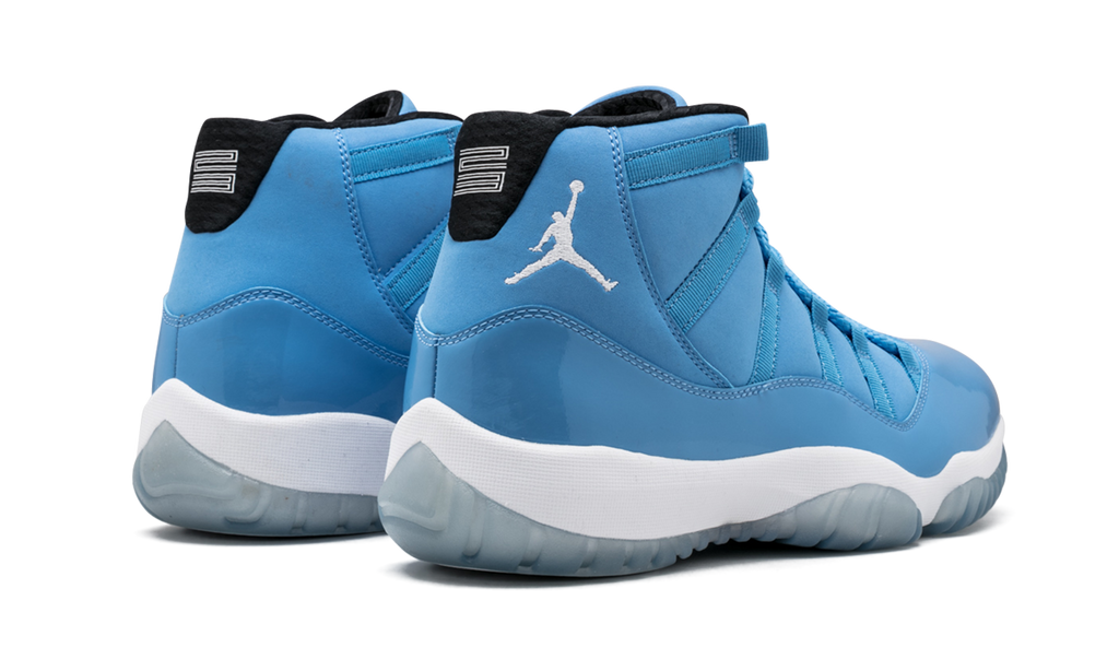 Air Jordan 11 Retro Pantone 689479 405