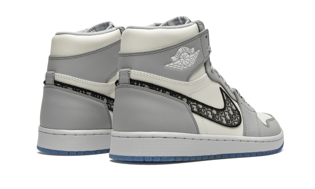 Air Jordan 1 Retro High Dior CN8607 002