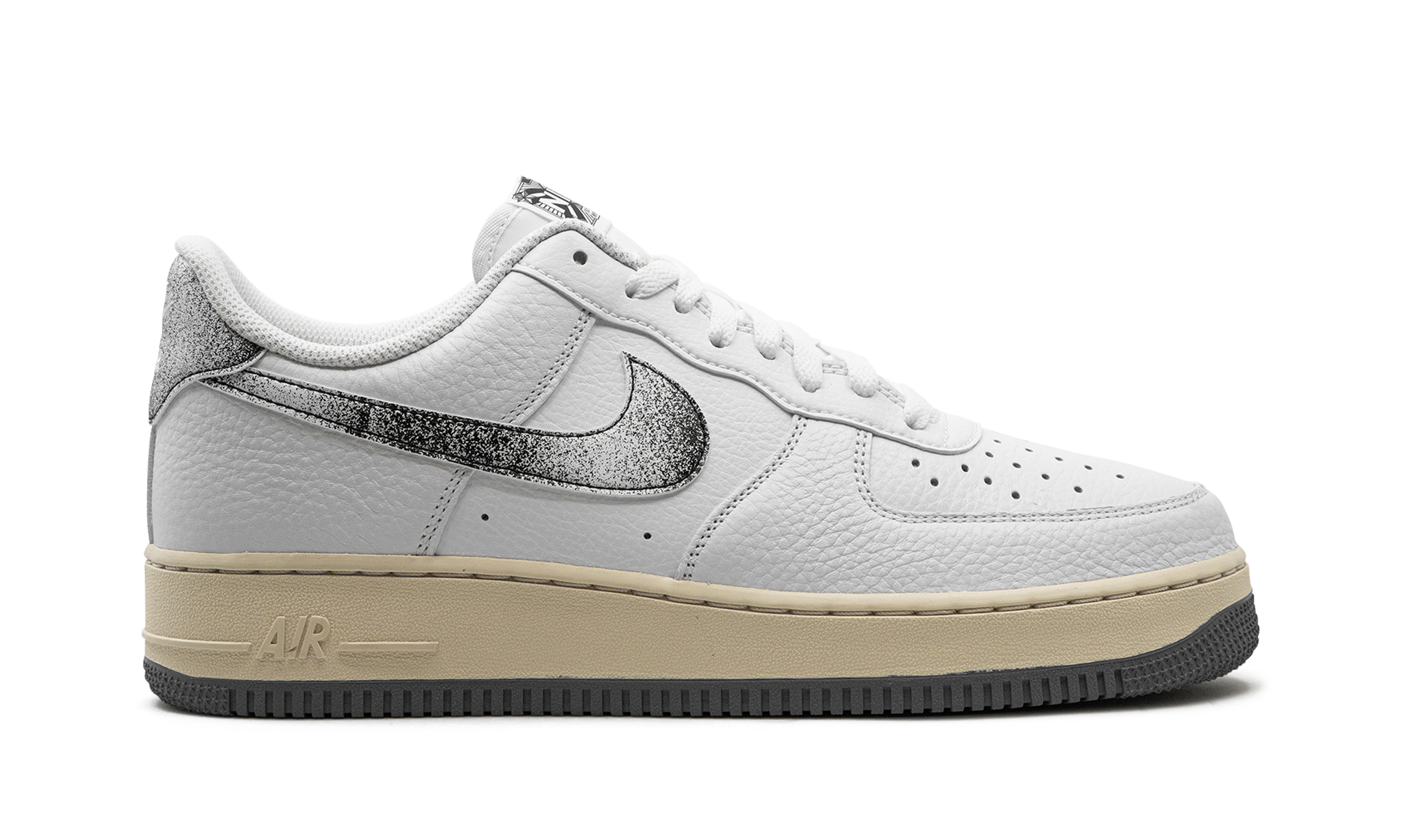 Nike Air Force 1 Low Classics DV7183 100