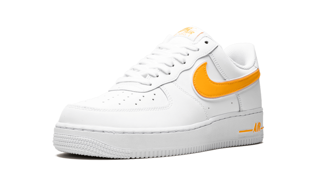 Nike Air Force 1 07 3 University Gold AO2423 105