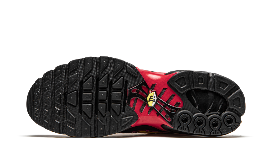 Nike Air Max Plus TN Supreme - Black / Red DA1472 600