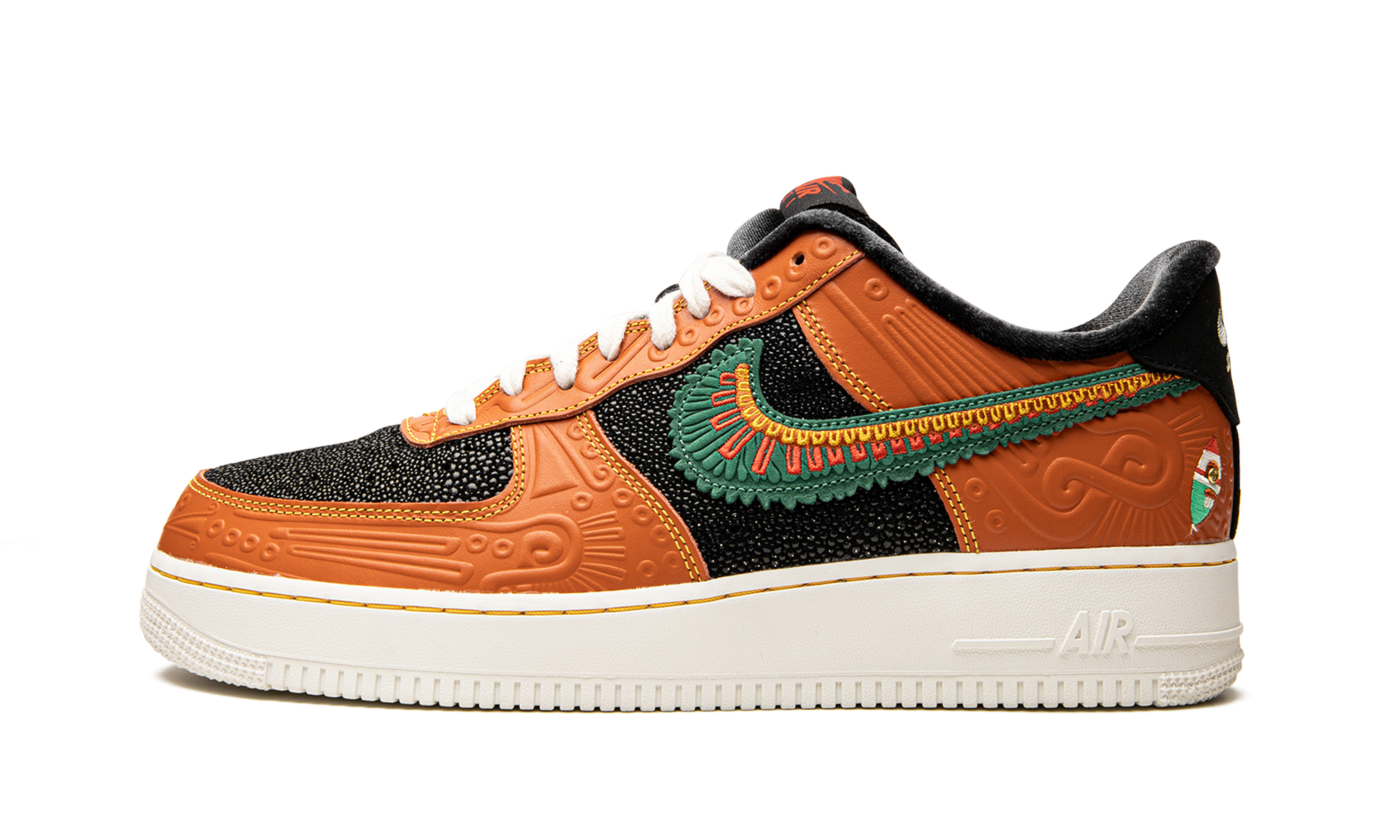 Nike Air Force 1 '07 LX Siempre Familia DO2157 816