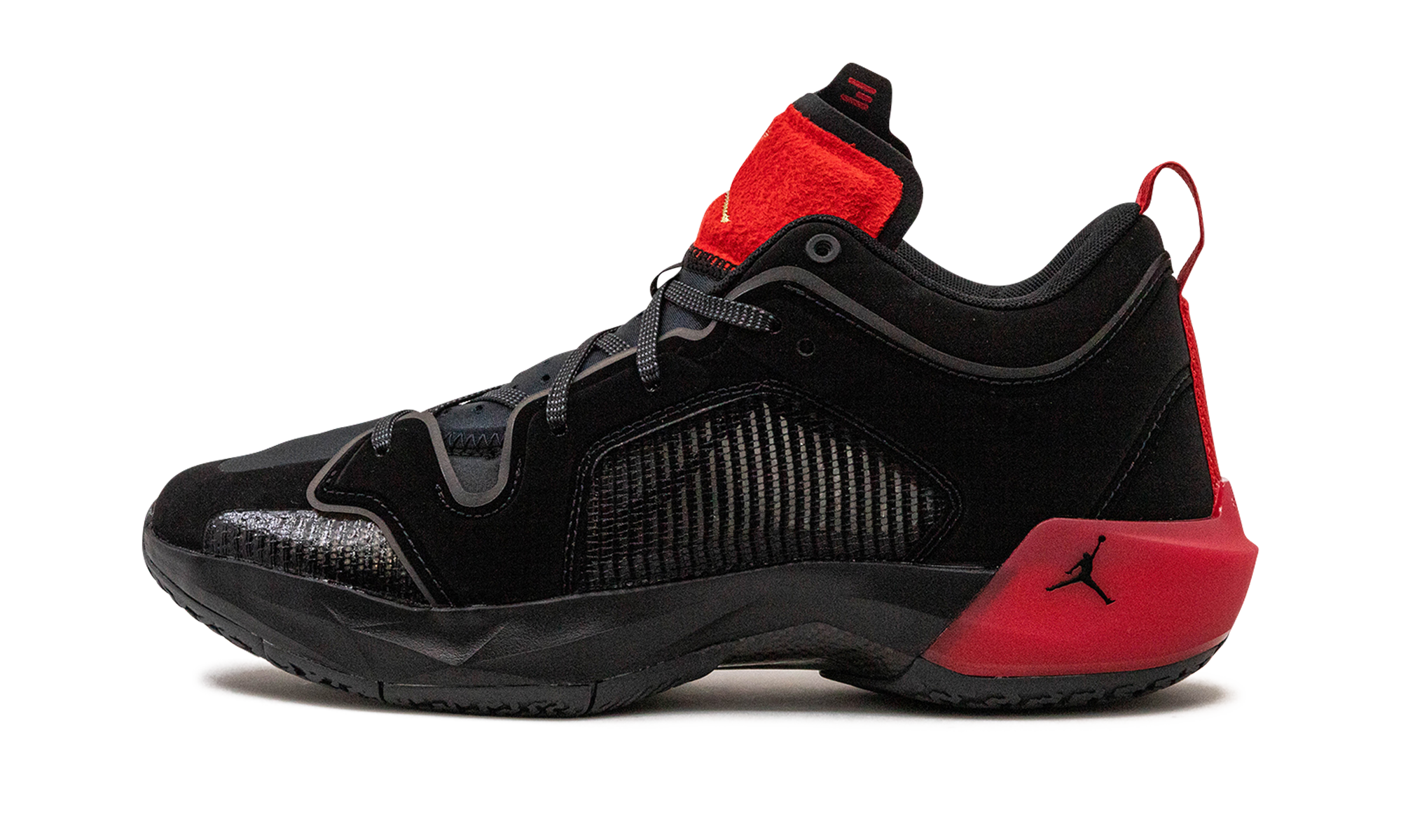 Air Jordan 37 Low Bred DQ4122 007