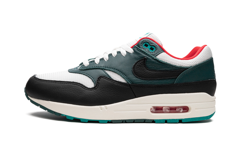 Nike Air Max 1 LeBron James x Liverpool FB8914 100